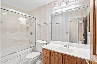1151 W Bryn Mawr Avenue, Roselle, IL 60172 - Photo 21