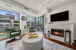 1212 N Wells St, Chicago, IL 60610 - Photo 3