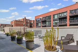 1212 N Wells St, Chicago, IL 60610 - Photo 15