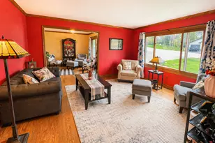 4516 Hillside Ct, Crystal Lake, IL 60012 - Photo 5