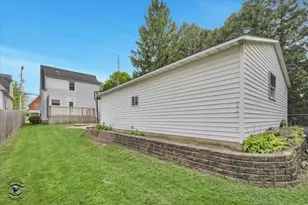 617 DeKalb Ave, Sycamore, IL 60178 - Photo 25