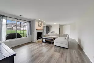 872 Quin Ct, Naperville, IL 60563 - Photo 7