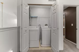 2713 Whitlock Dr, Darien, IL 60561 - Photo 19