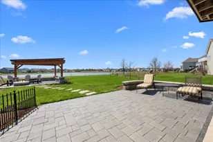 39W509 Norton Lake Dr, Saint Charles, IL 60175 - Photo 35