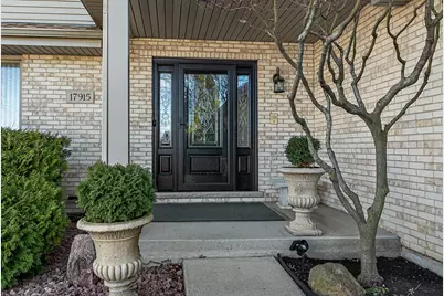 17915 Crooked Creek Court, Orland Park, IL 60467 - Photo 3