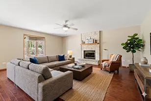 17915 Crooked Creek Ct, Orland Park, IL 60467 - Photo 9