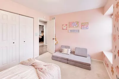 2080 Pennsbury Lane, Hanover Park, IL 60133 - Photo 13