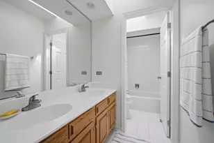 1300 Somerset Ave, Deerfield, IL 60015 - Photo 25