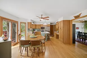 1300 Somerset Ave, Deerfield, IL 60015 - Photo 11
