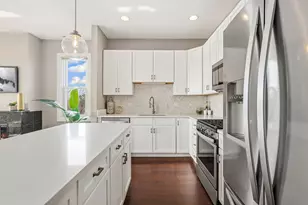 2243 N Lister Ave, Chicago, IL 60614 - Photo 7