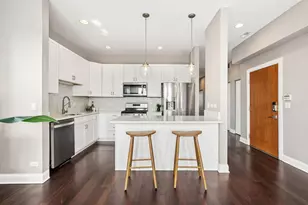 2243 N Lister Ave, Chicago, IL 60614 - Photo 5