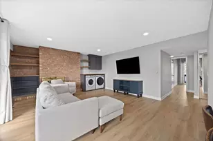 5505 Lakeside Dr, Lisle, IL 60532 - Photo 5