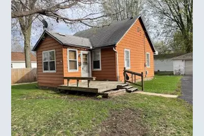 305 Thompson Street, Ottawa, IL 61350 - Photo 1