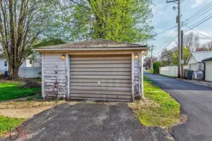 305 Thompson St, Ottawa, IL 61350 - Photo 13