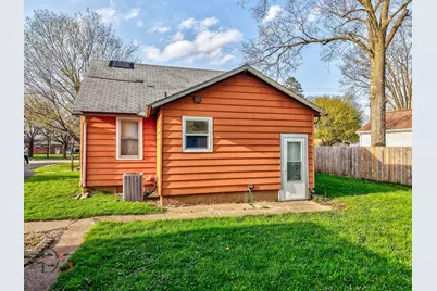305 Thompson Street, Ottawa, IL 61350 - Photo 15