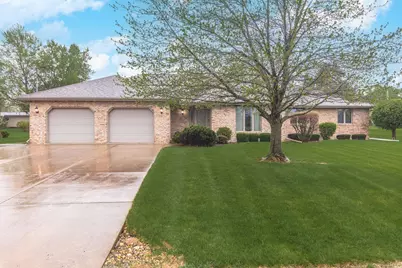 103 E 9th Street, Gridley, IL 61744 - Photo 1