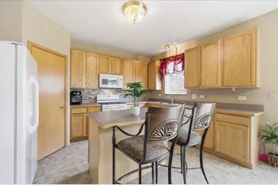 1916 Castle Ridge Drive, Plainfield, IL 60586 - Photo 13