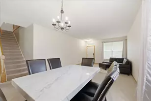 1916 Castle Ridge Dr, Plainfield, IL 60586 - Photo 7