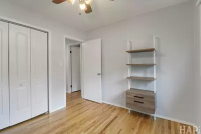 201 Berkshire Drive, Crystal Lake, IL 60014 - Photo 13