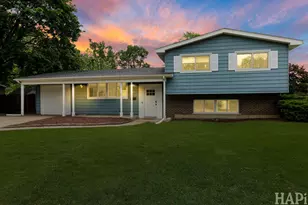 201 Berkshire Dr, Crystal Lake, IL 60014 - Photo 29