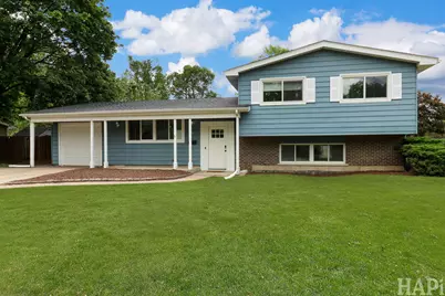 201 Berkshire Drive, Crystal Lake, IL 60014 - Photo 1