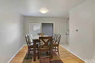 201 Berkshire Dr, Crystal Lake, IL 60014 - Photo 9