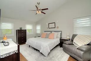 421 Burke Dr, Carol Stream, IL 60188 - Photo 19