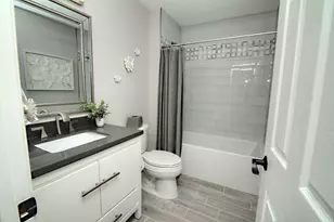 421 Burke Dr, Carol Stream, IL 60188 - Photo 27