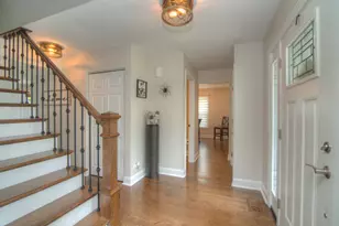 421 Burke Dr, Carol Stream, IL 60188 - Photo 3