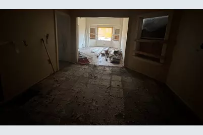 2459 E 74th Street, Chicago, IL 60649 - Photo 9