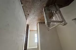 2459 E 74th St, Chicago, IL 60649 - Photo 7