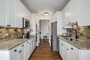 501 N Clinton St, Chicago, IL 60654 - Photo 15