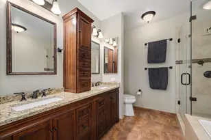 501 N Clinton St, Chicago, IL 60654 - Photo 19