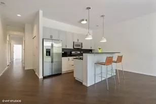 1872 N Damen Ave, Chicago, IL 60647 - Photo 5