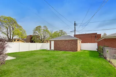 5921 N Melvina Avenue, Chicago, IL 60646 - Photo 25