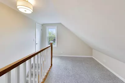 5921 N Melvina Avenue, Chicago, IL 60646 - Photo 17