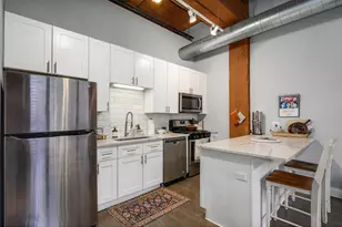 1500 W Monroe St, Chicago, IL 60607 - Photo 5