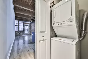 1500 W Monroe St, Chicago, IL 60607 - Photo 15