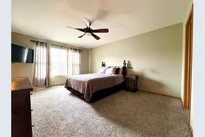 3150 Montrose Drive, Lake in the Hills, IL 60156 - Photo 13