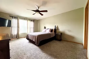 3150 Montrose Dr, Lake in the Hills, IL 60156 - Photo 13