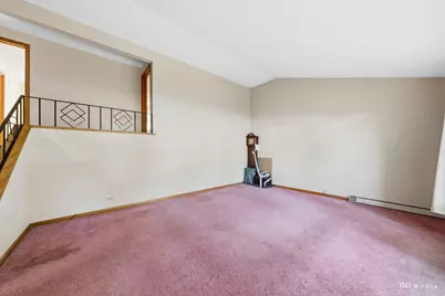 15742 Le Claire Avenue, Oak Forest, IL 60452 - Photo 3