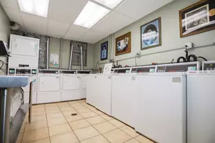 6165 N Winthrop Ave, Chicago, IL 60660 - Photo 9