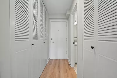 9720 S Pulaski Road #102, Oak Lawn, IL 60453 - Photo 3