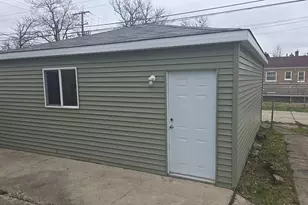 738 W 103rd St, Chicago, IL 60628 - Photo 5