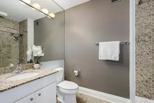 33 W Ontario St, Chicago, IL 60654 - Photo 25