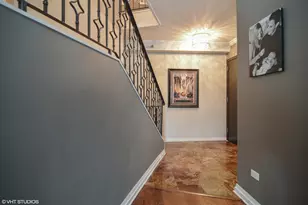 33 W Ontario St, Chicago, IL 60654 - Photo 17