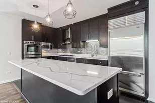 33 W Ontario St, Chicago, IL 60654 - Photo 11