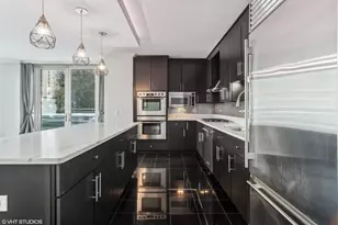 33 W Ontario St, Chicago, IL 60654 - Photo 13