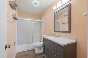 871 Cross Creek Ct, Roselle, IL 60172 - Photo 15