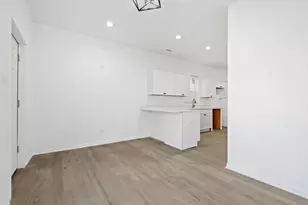 40 W Main St, Chicago Heights, IL 60411 - Photo 5